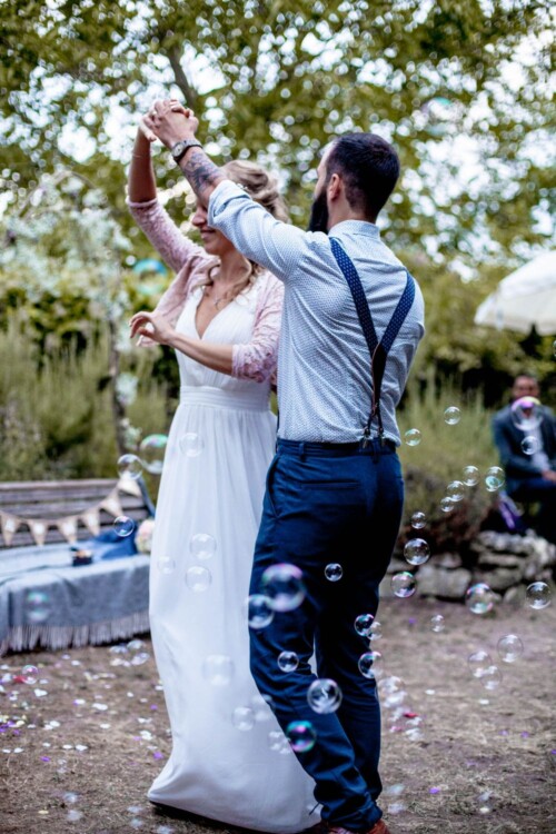 Hochzeitsfotograf Berlin Freie Trauung Hochzeitstanz mit Seifenblasen