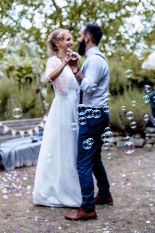 Hochzeitsfotograf Berlin Freie Trauung Hochzeitstanz mit Seifenblasen