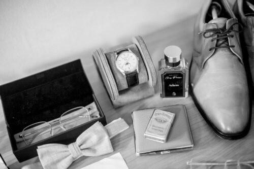 Hochzeitsfotograf Osnabrück Getting Ready Dekoration Bräutigam